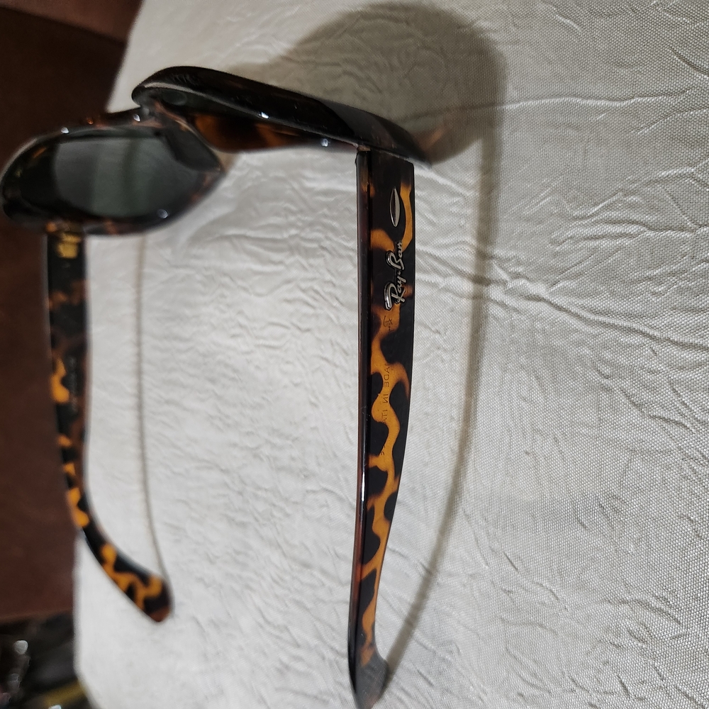 Ray-Ban Tortoise Shell Sunglasses - Picture 3 of 6